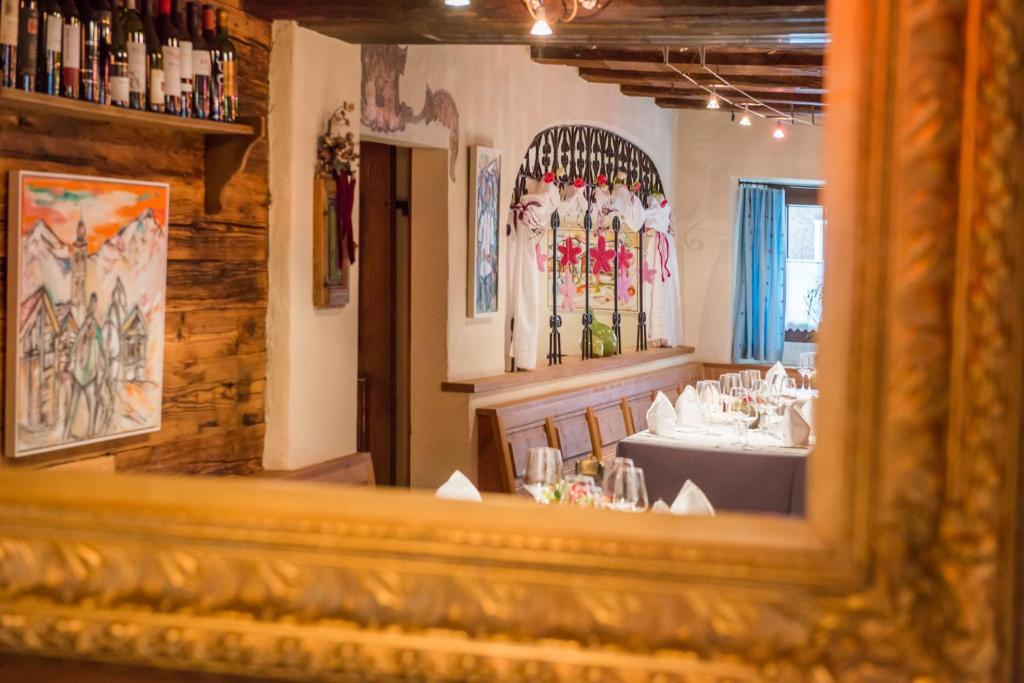 Hotel La Cruna Sedrun Ngoại thất bức ảnh