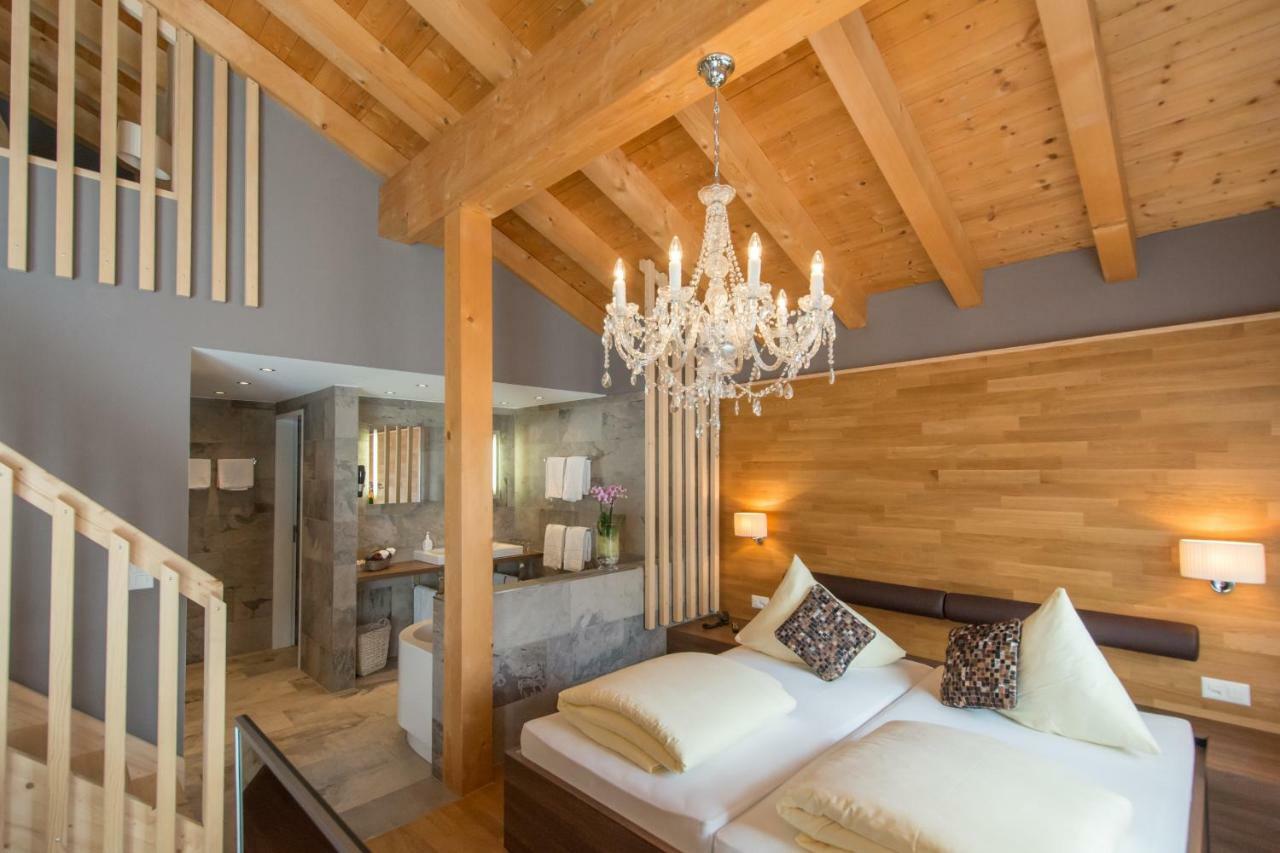 Hotel La Cruna Sedrun Ngoại thất bức ảnh